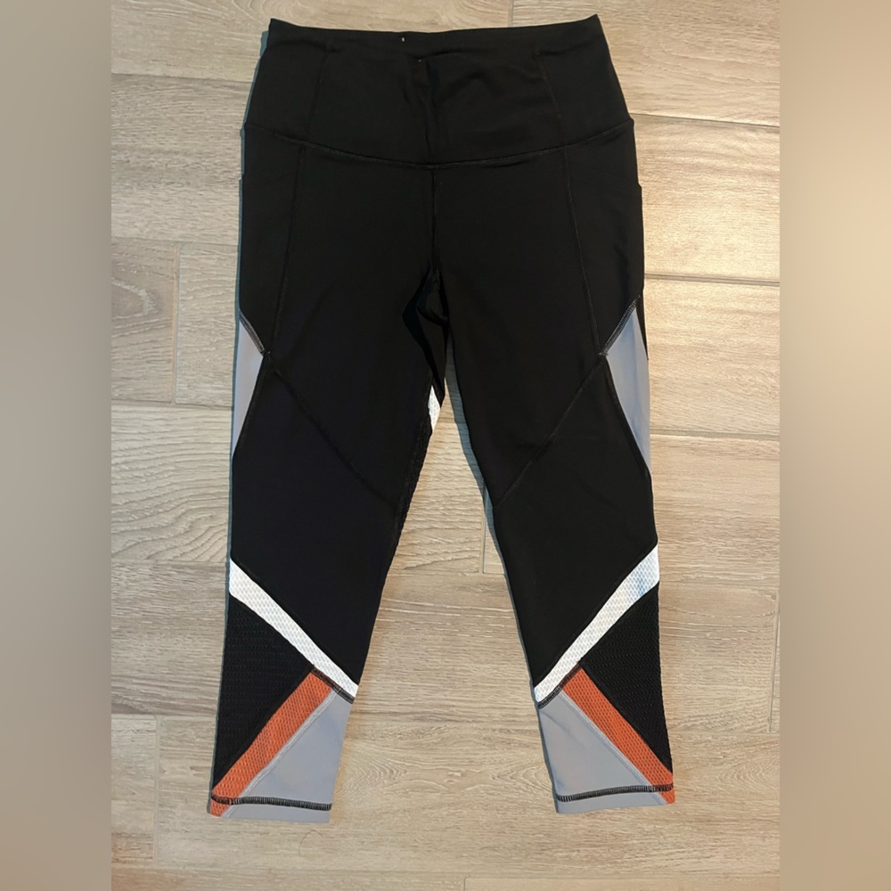 Victoria Secret Knockout Capri Size S